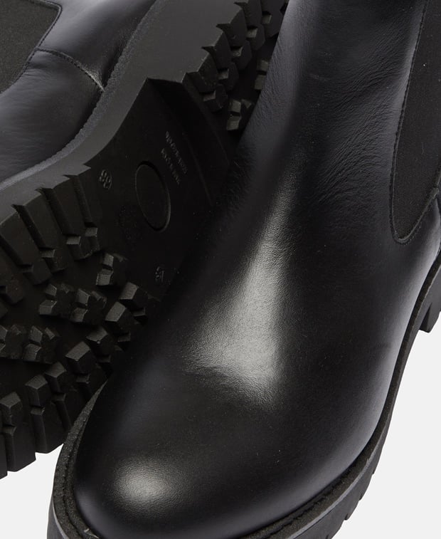 Chelsea Boots
