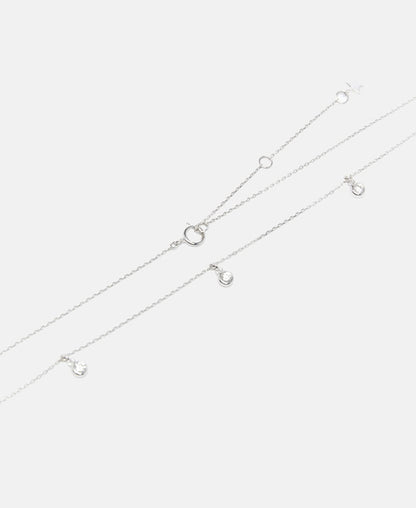 Halskette mit Diamantanhänger