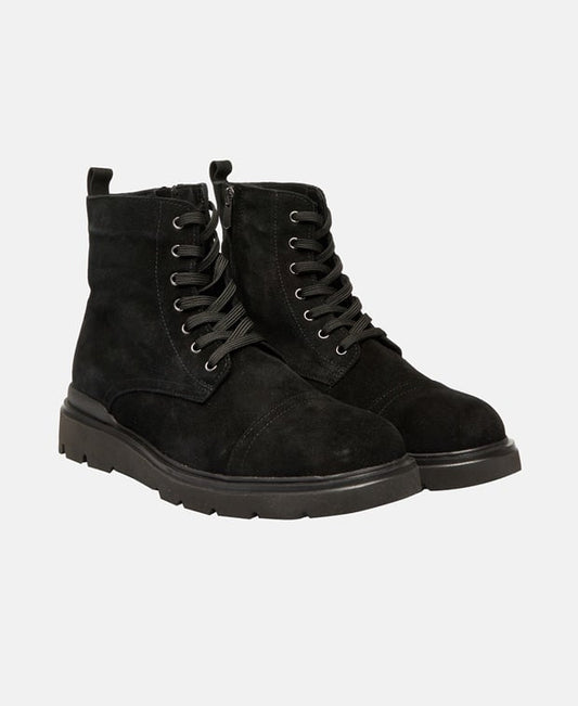 Schnürstiefeletten