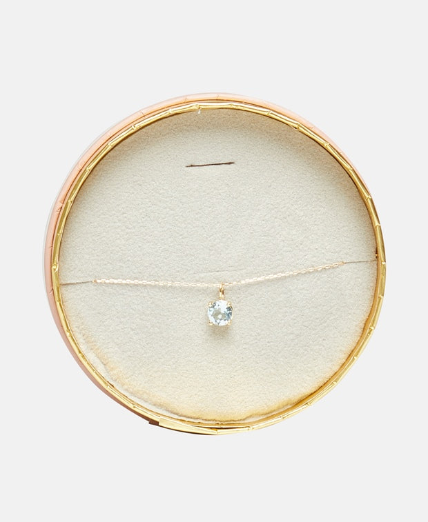 Halskette mit Anhänger