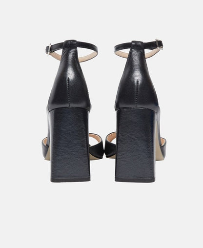 Fesselriemchen Sandalen