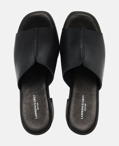 K-131533 Keilsandalette