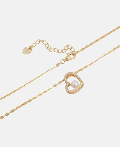 Halskette mit Anhänger