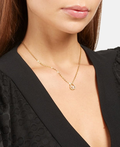 Halskette mit Anhänger