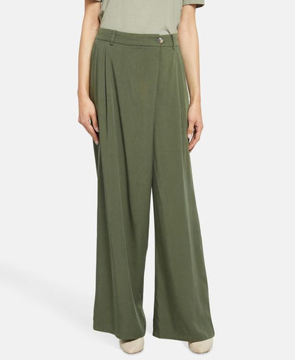 Hose mit weitem Bein