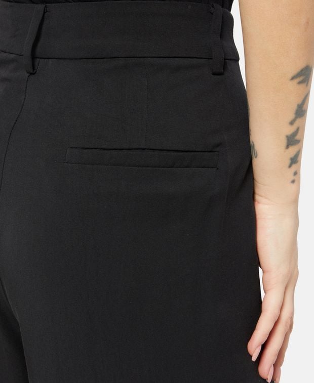 Hose mit weitem Bein