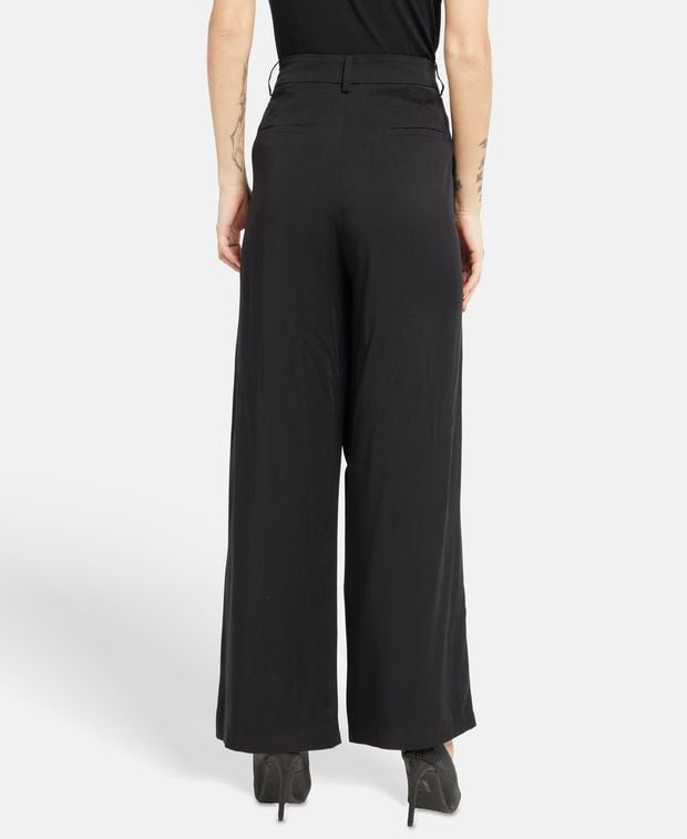 Hose mit weitem Bein