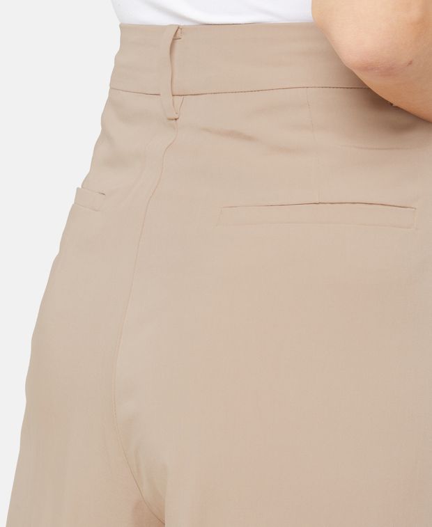 Hose mit weitem Bein