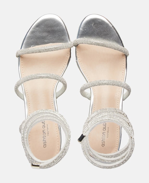 Sandalen mit Wadenschnürung