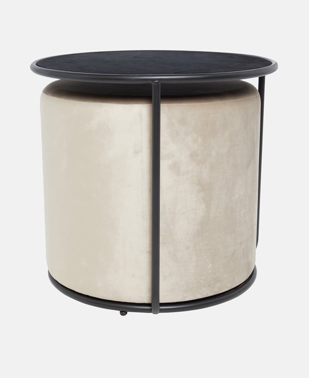 Beistelltisch mit Hocker