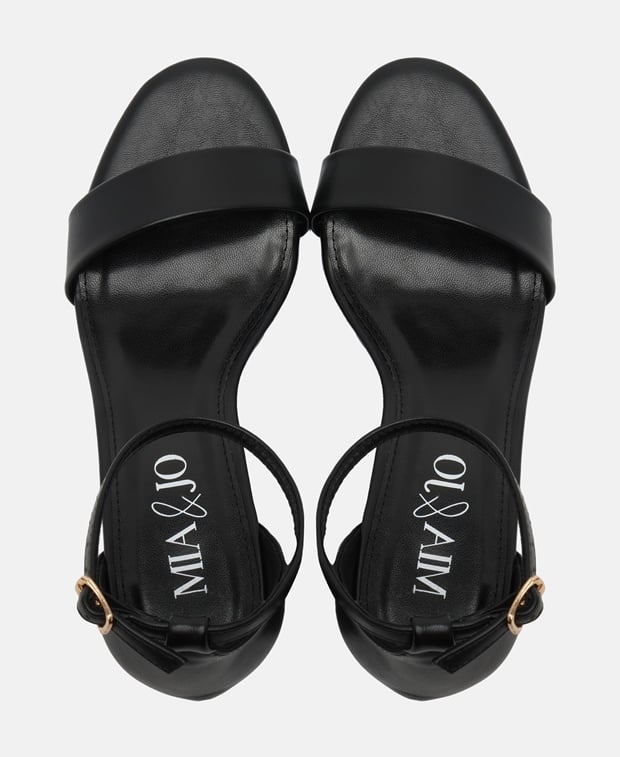 Fesselriemchen Sandalen