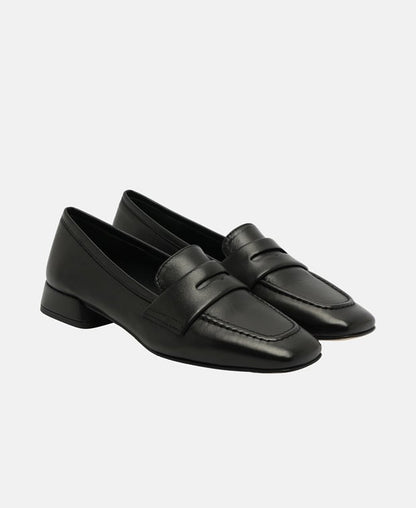 GD605N Loafer