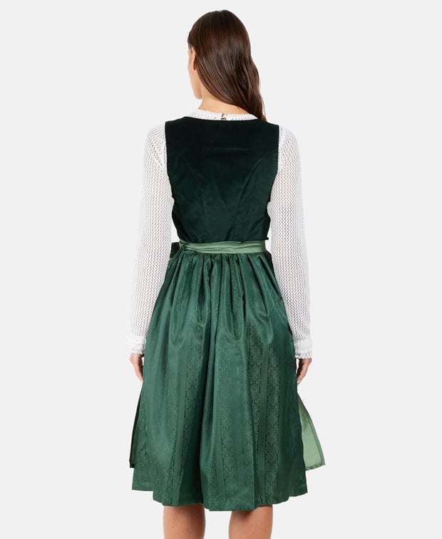 Dirndl mit Schürze