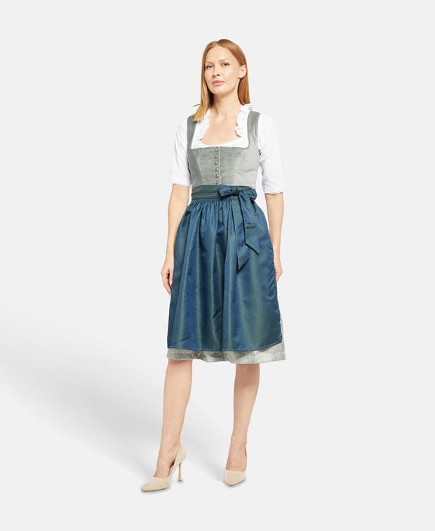 Dirndl mit Schürze