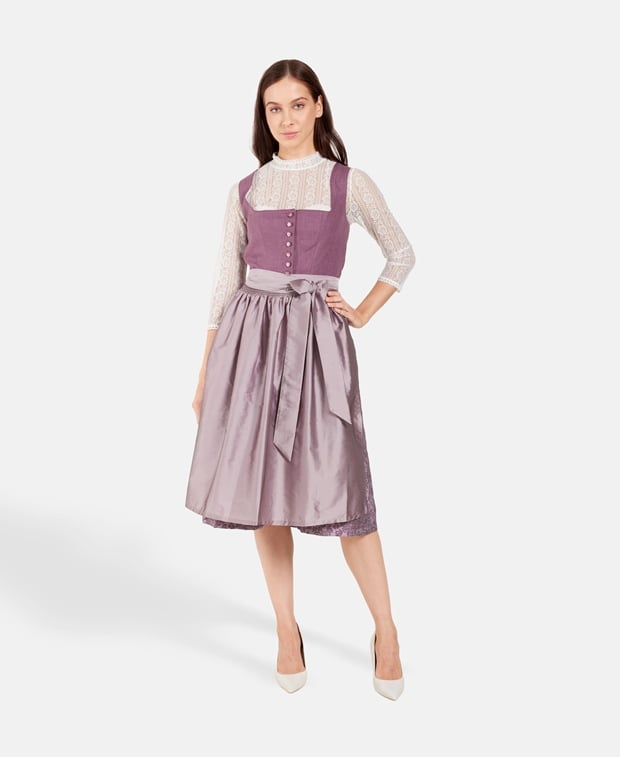 Dirndl mit Schürze