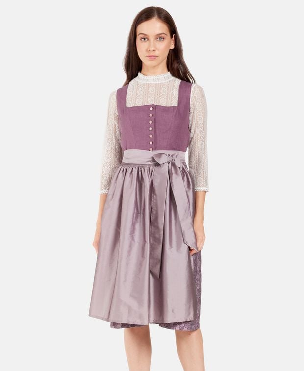 Dirndl mit Schürze