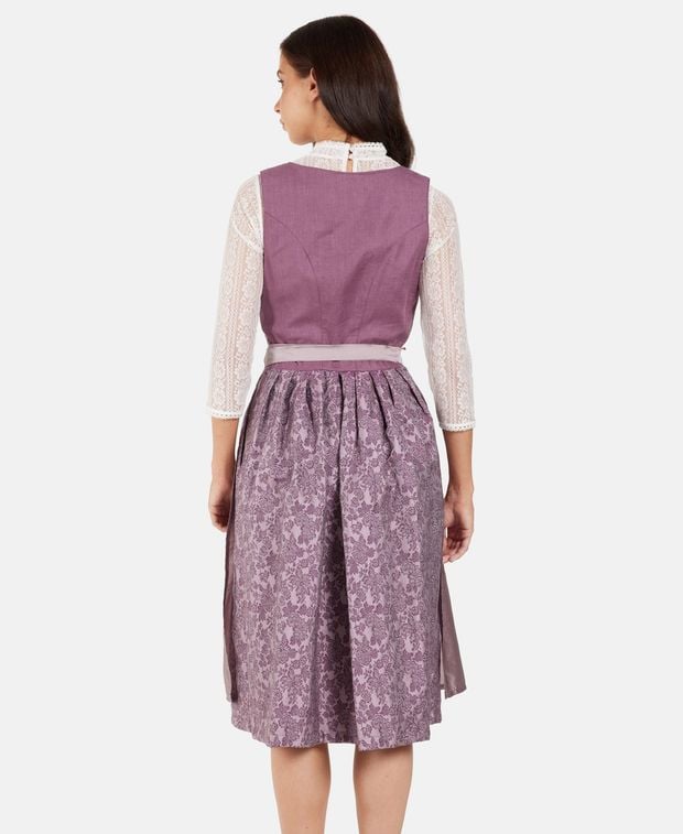 Dirndl mit Schürze