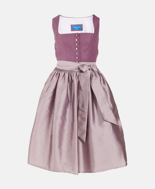 Dirndl mit Schürze