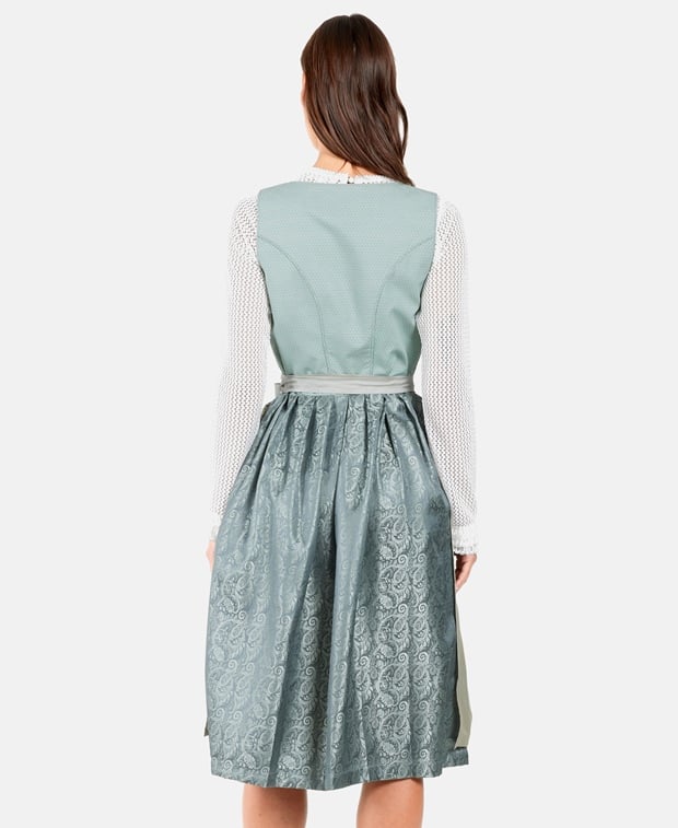 Dirndl mit Schürze