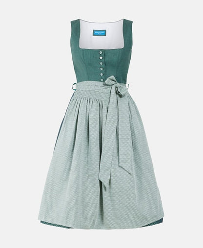 Dirndl mit Schürze