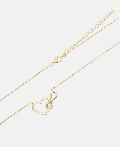 Halskette mit Anhänger