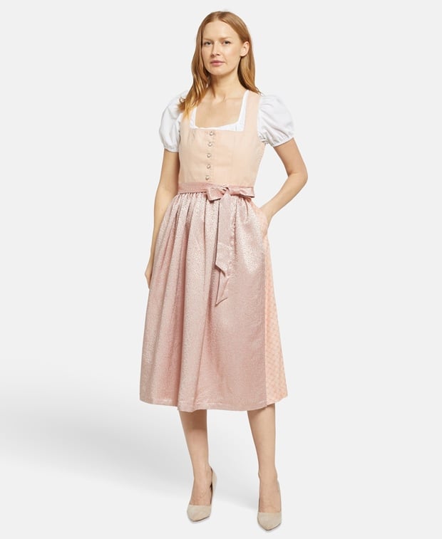 Dirndl mit Schürze