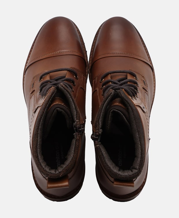 Schnürboots