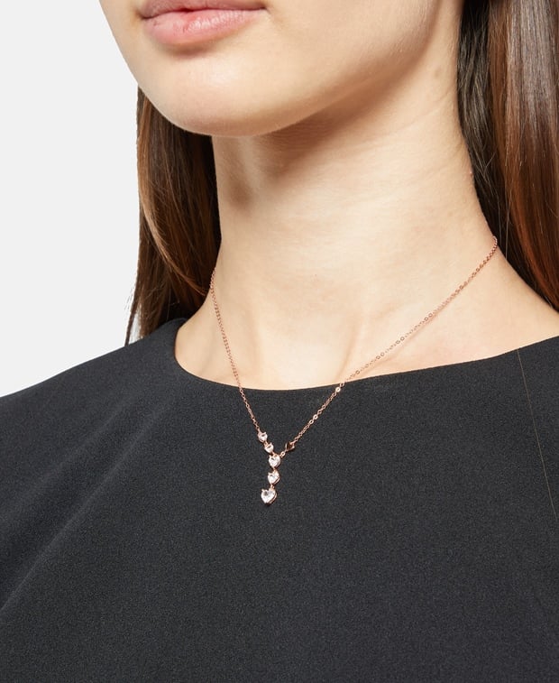 Halskette mit Anhänger