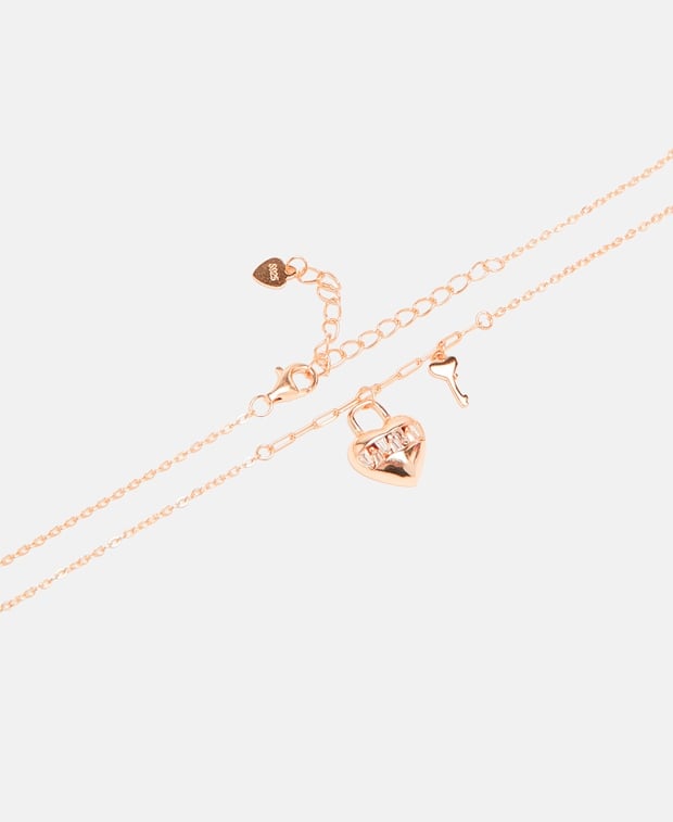 Halskette mit Anhänger