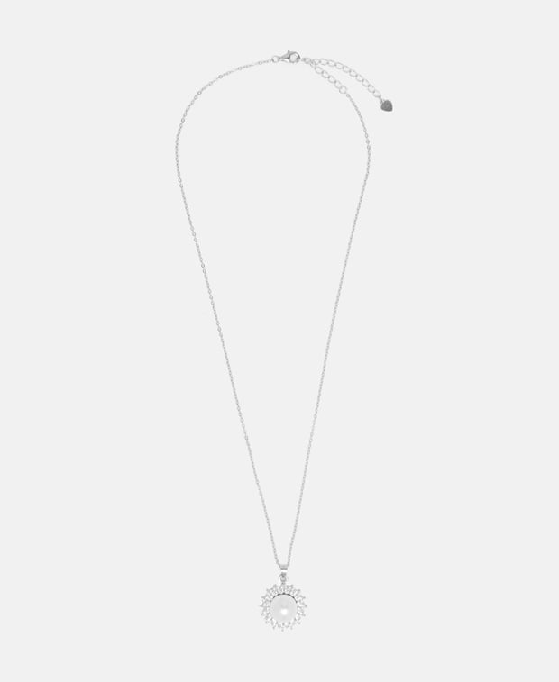 Halskette mit Anhänger