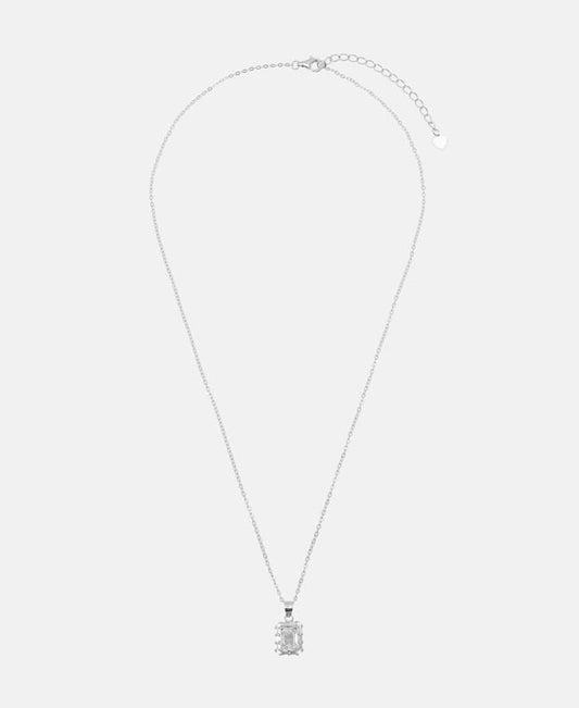 Halskette mit Anhänger