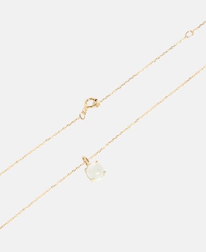 Halskette mit Anhänger