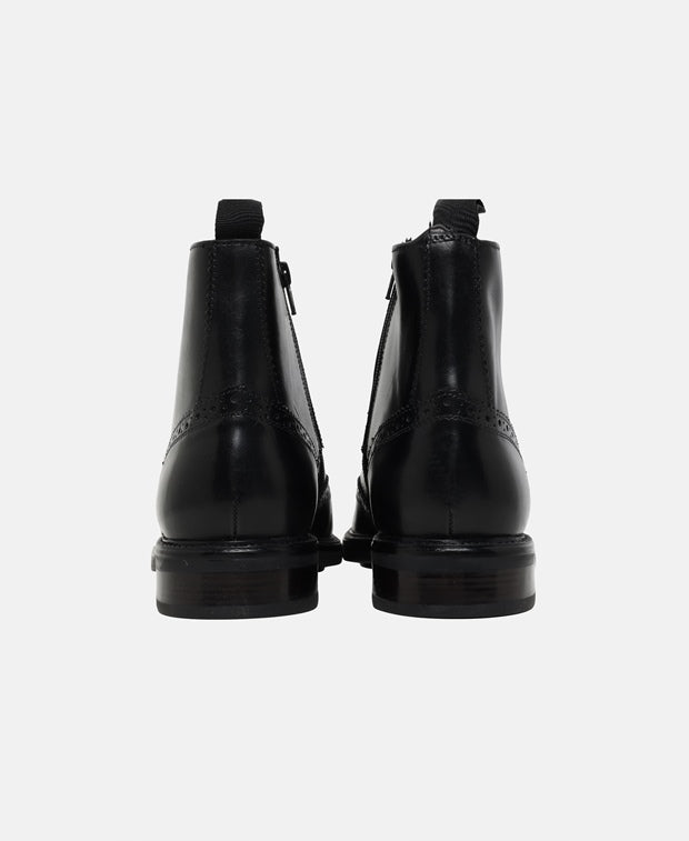 Schnürboots