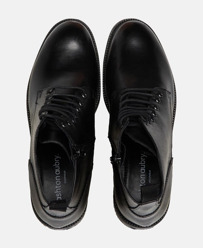 Schnürstiefeletten