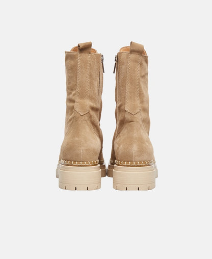 Schnürstiefeletten