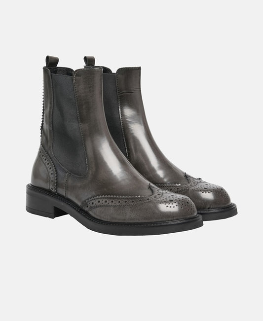 Chelsea Boots