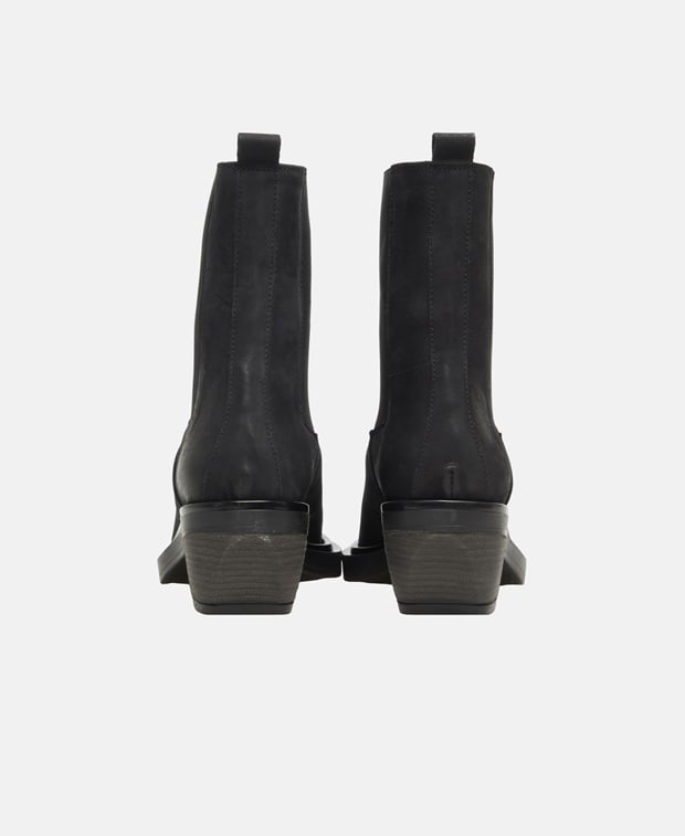 Chelsea Boots