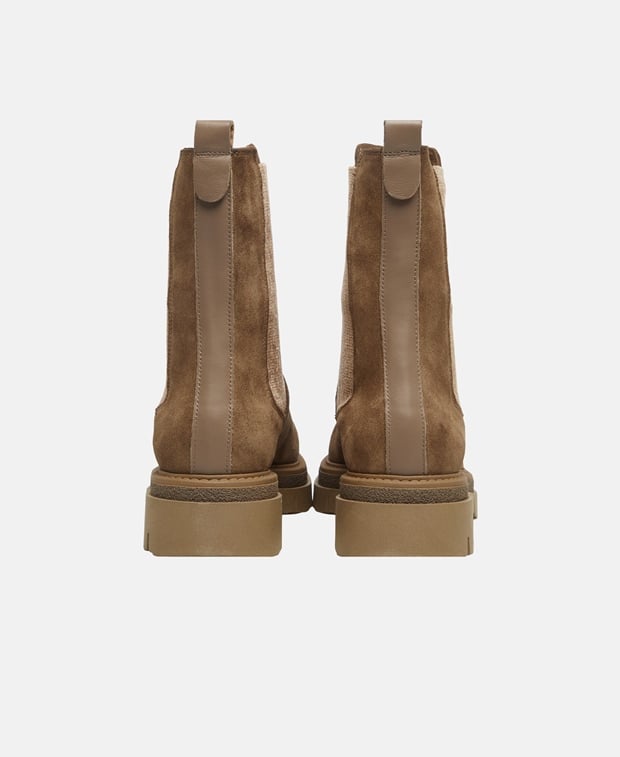 Chelsea Boots