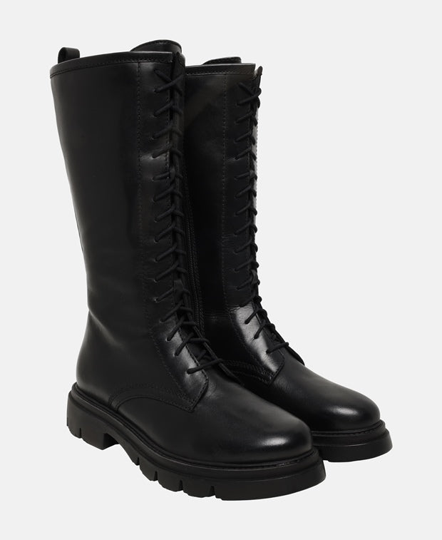 Schnürboots