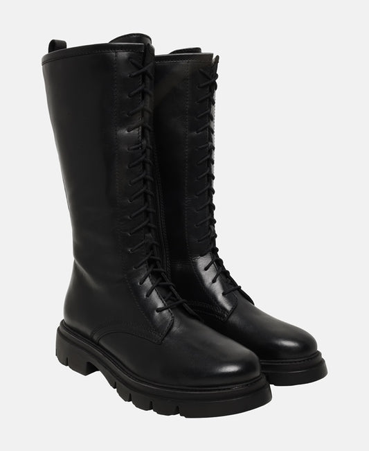 Schnürboots