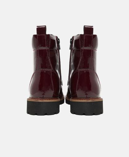 Schnürstiefeletten