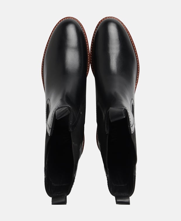 Chelsea Boots