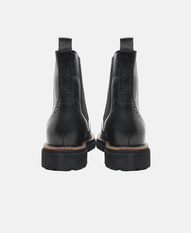 Chelsea Boots
