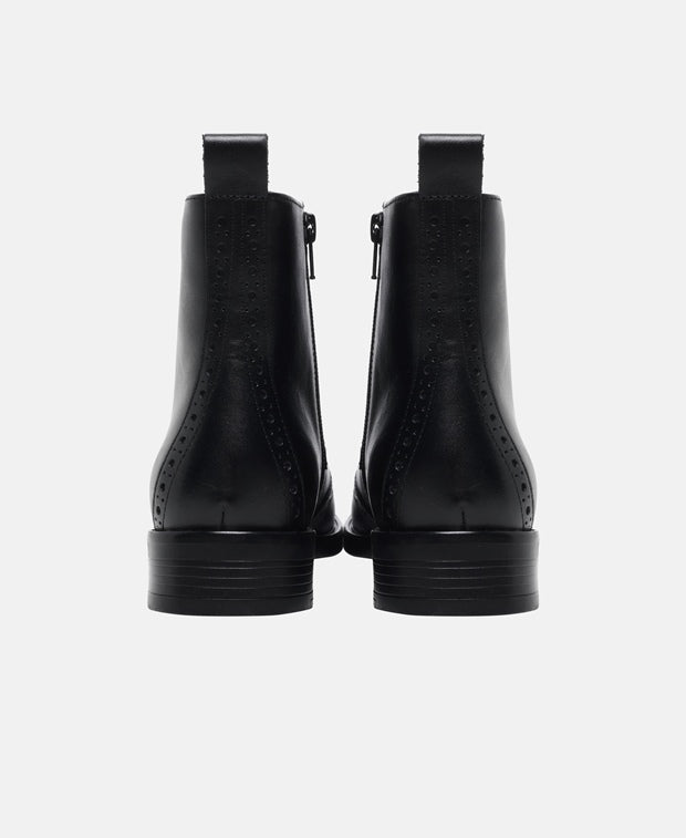 Schnürboots