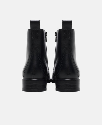 Schnürboots