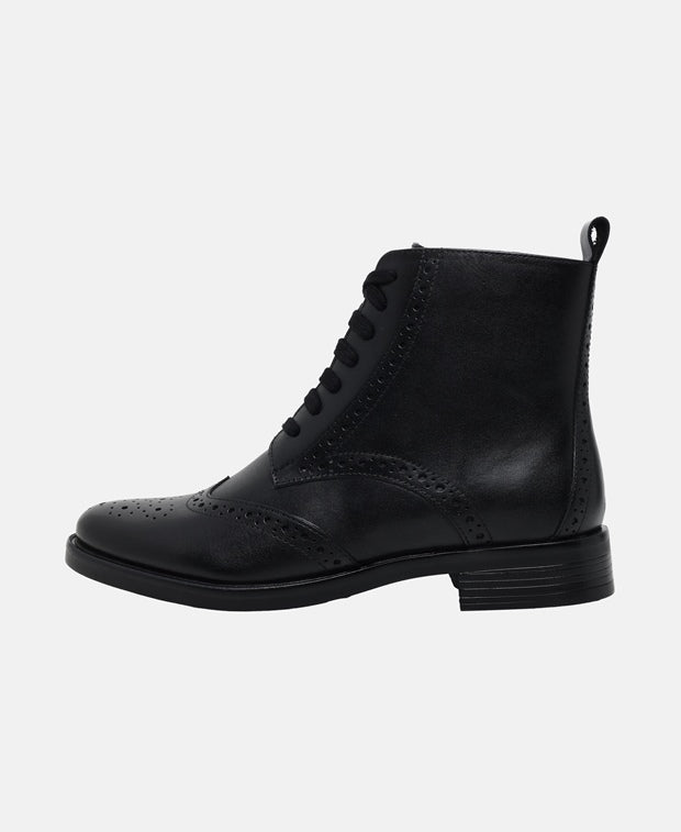 Schnürboots