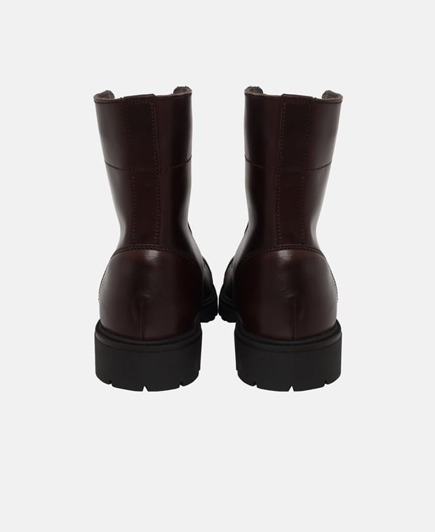 Schnürstiefeletten