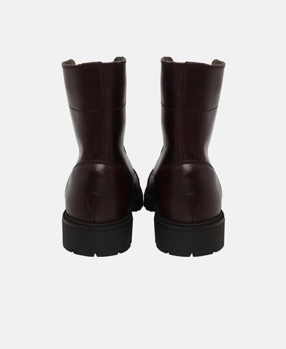 Schnürstiefeletten