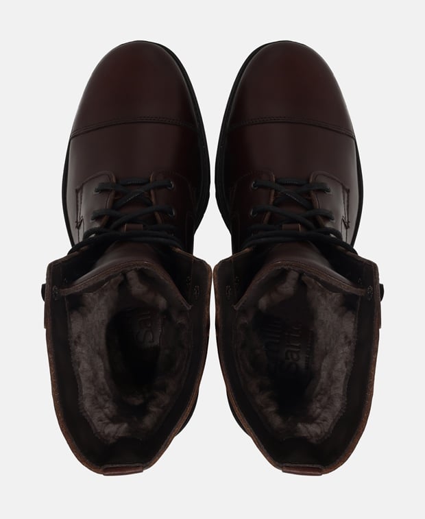 Schnürstiefeletten