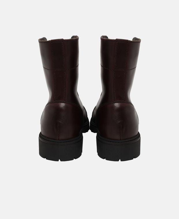 Schnürstiefeletten